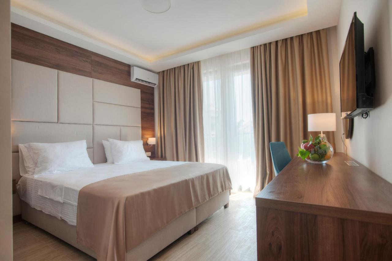 Hotel Twelve By Aycon