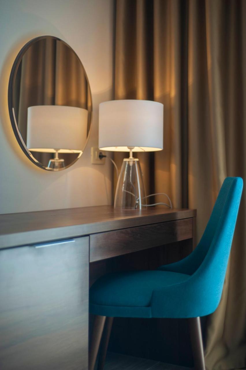 Twelve By Aycon Hotel