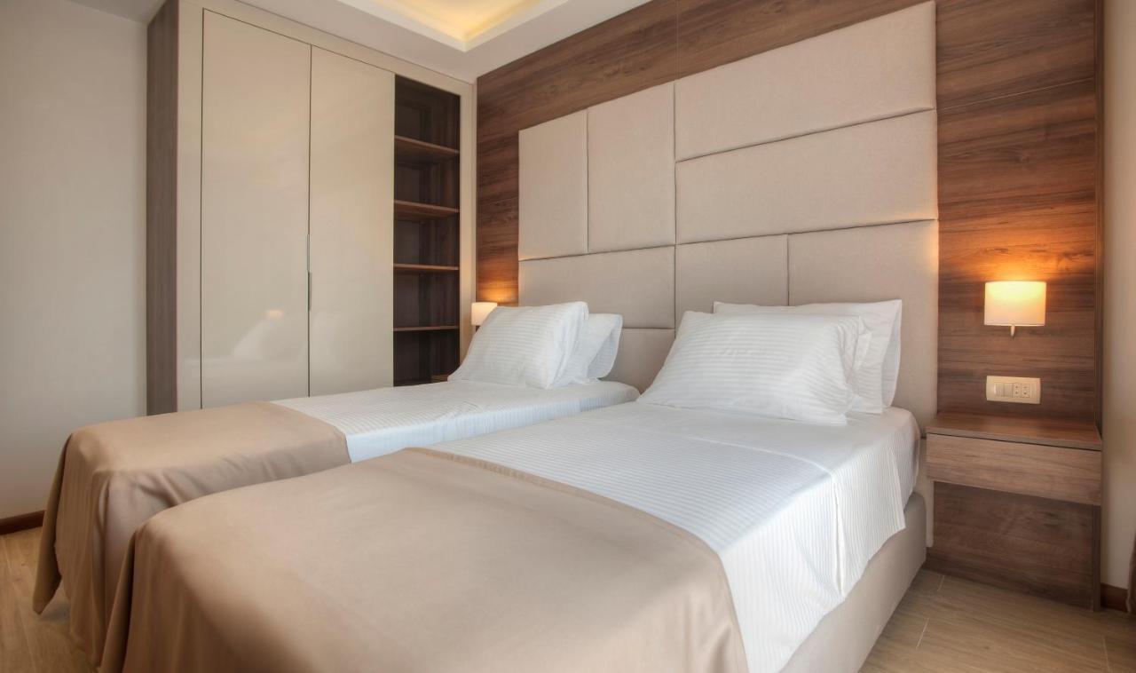 Twelve By Aycon Hotel