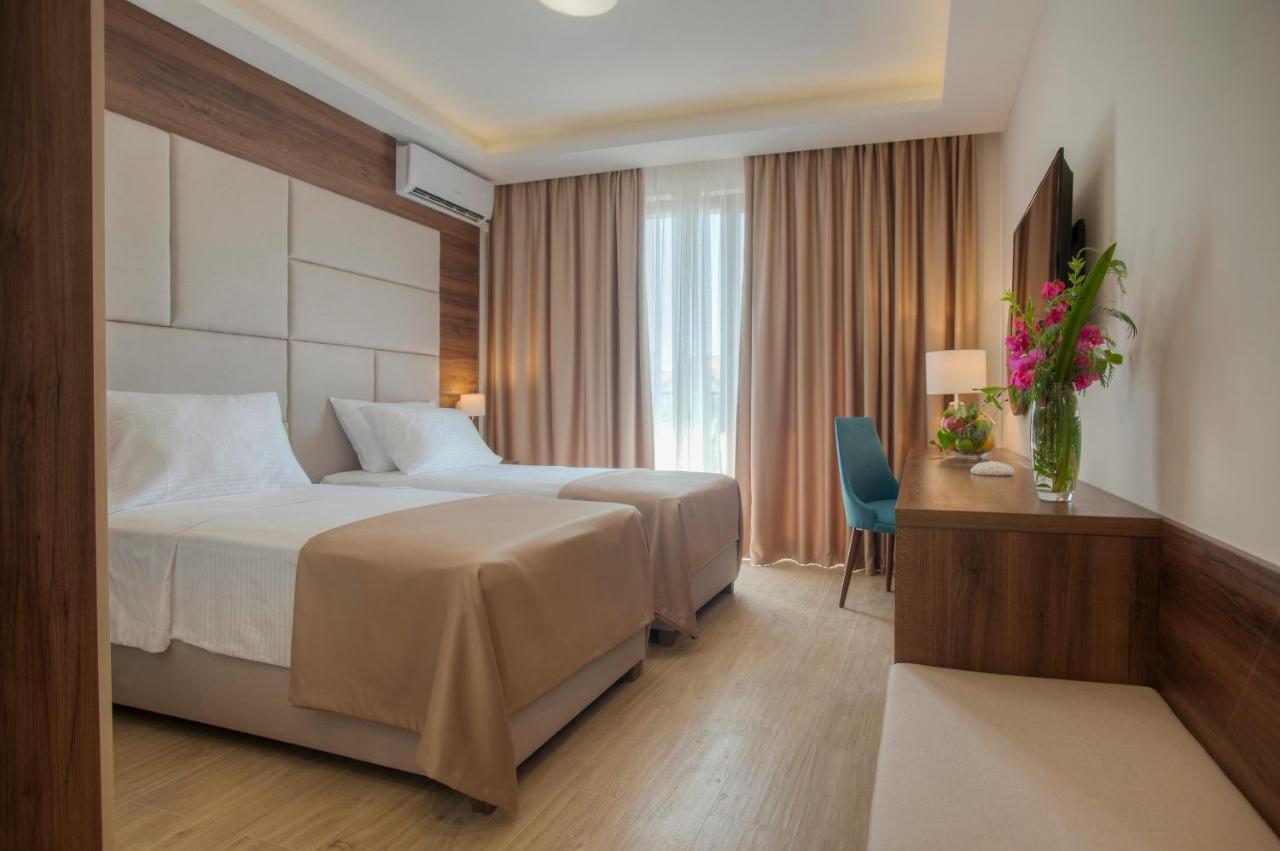 Twelve By Aycon 4* Budva