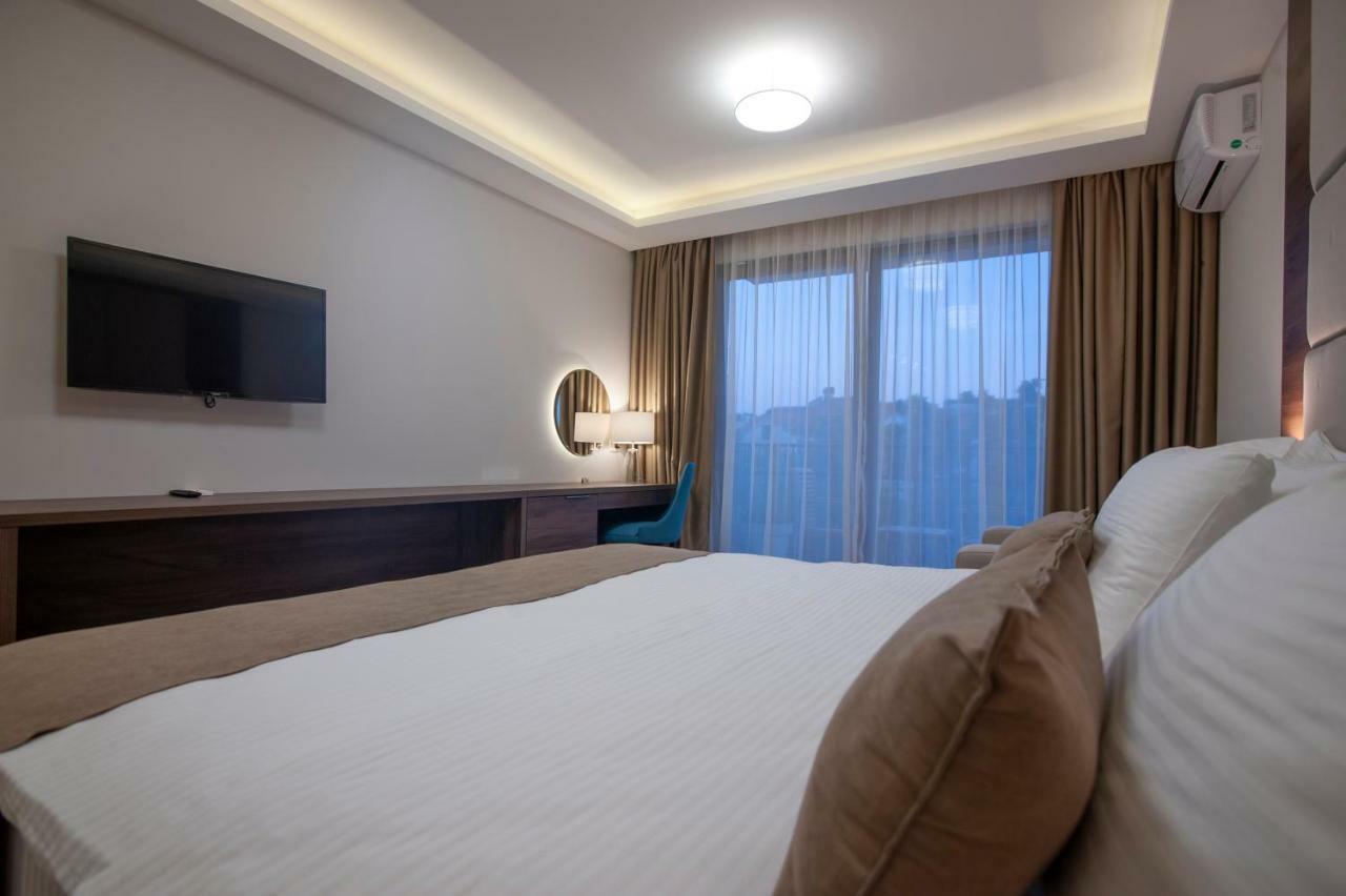 Hotel Twelve By Aycon Budva