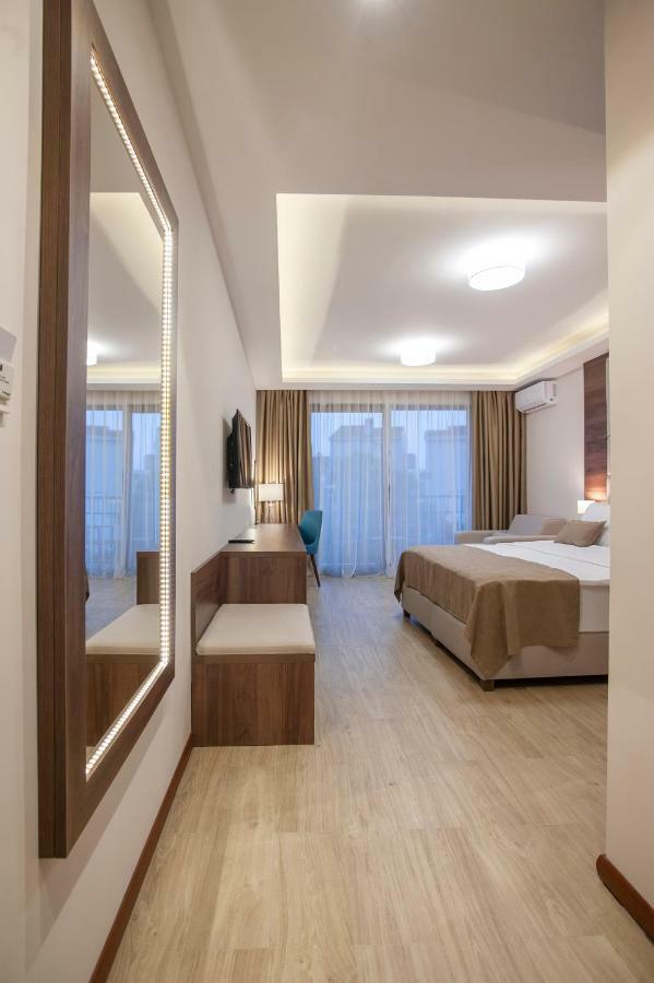 Hotel Twelve By Aycon 4*