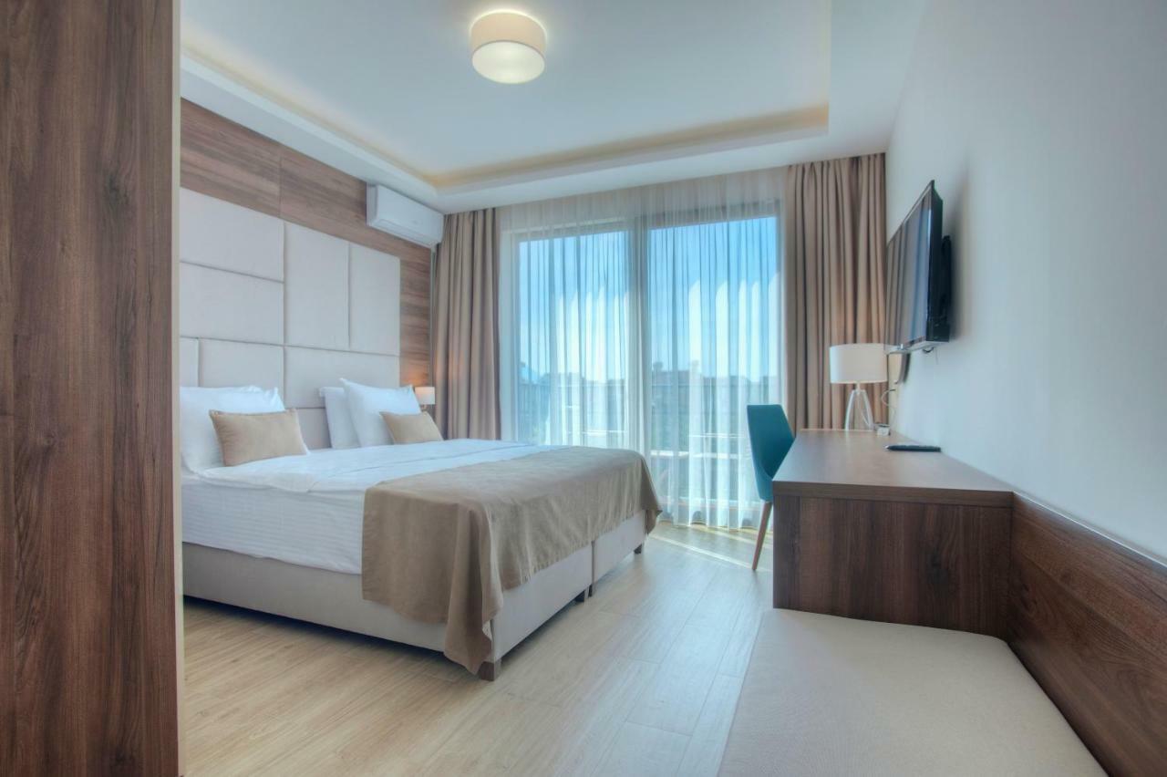 Twelve By Aycon 4* Budva