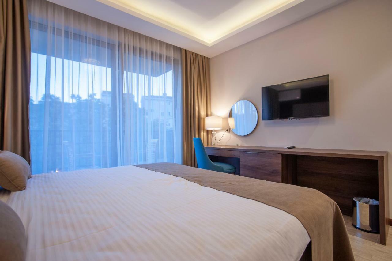 Hotel Twelve By Aycon Budva